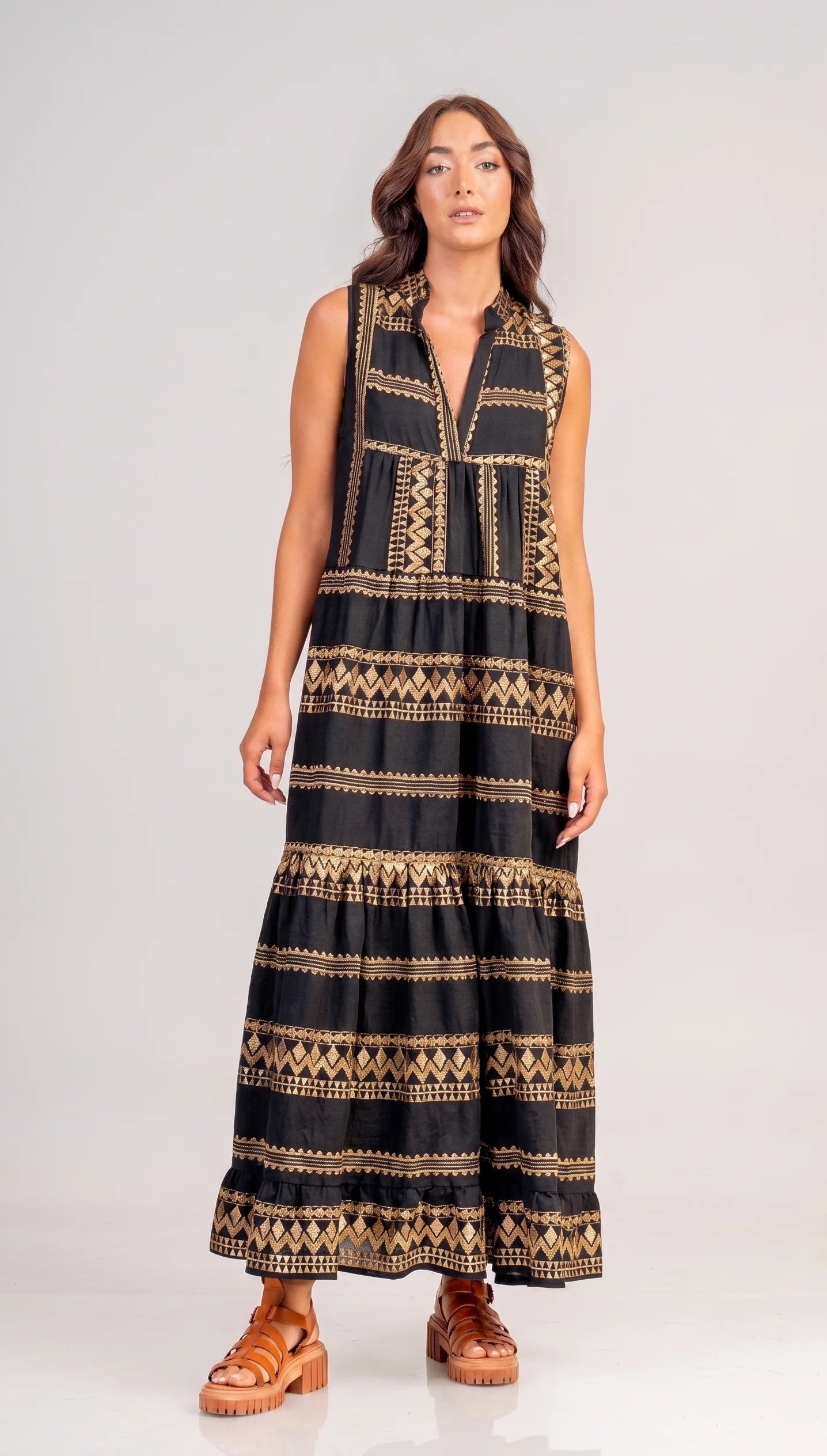 Aether Concept Maxi Black And Gold