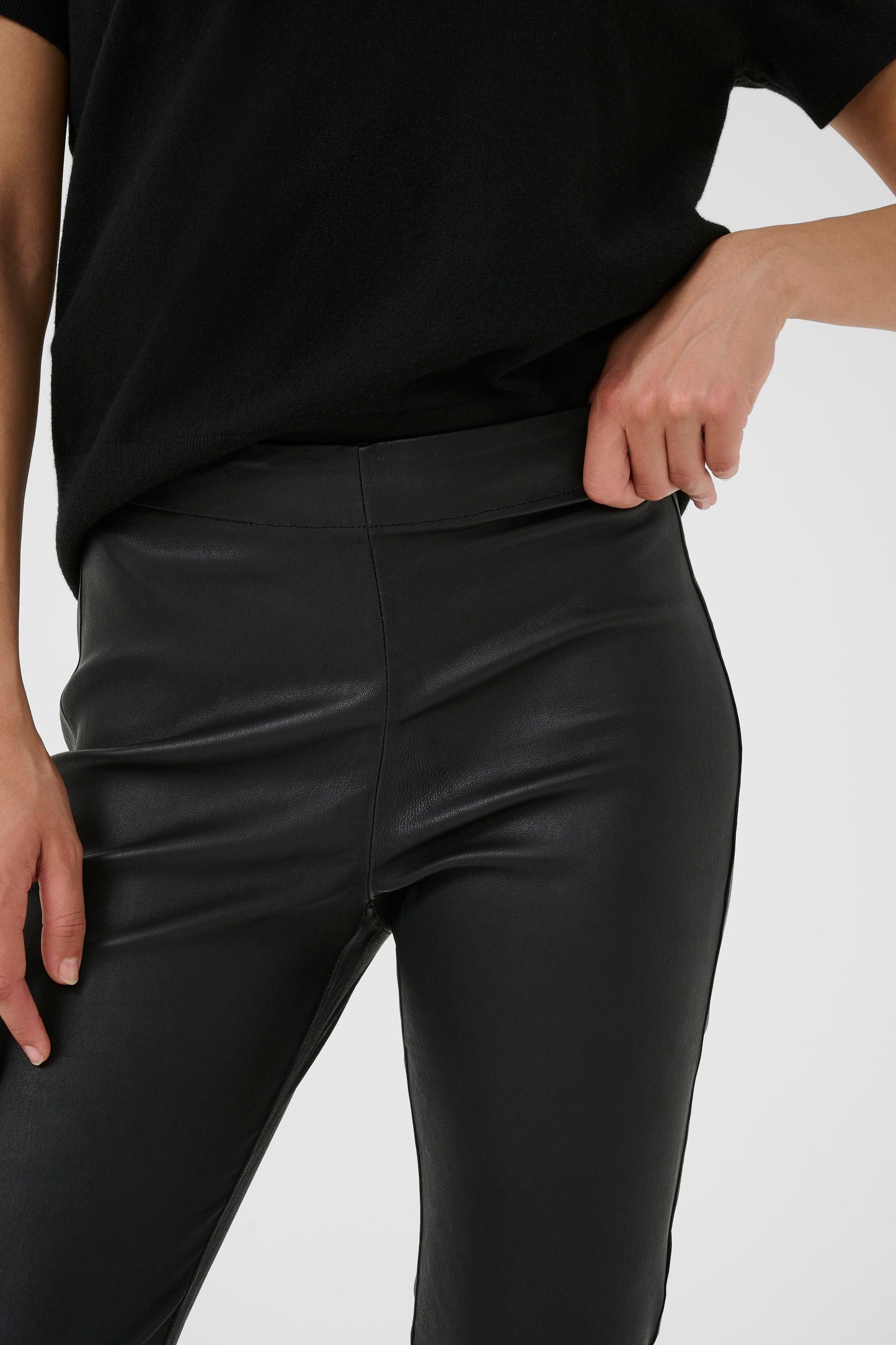 In Wear Cedar Long Leather trousers