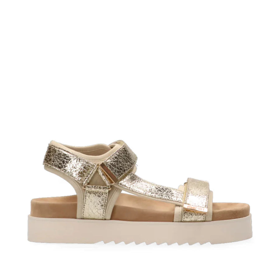 beau sandals