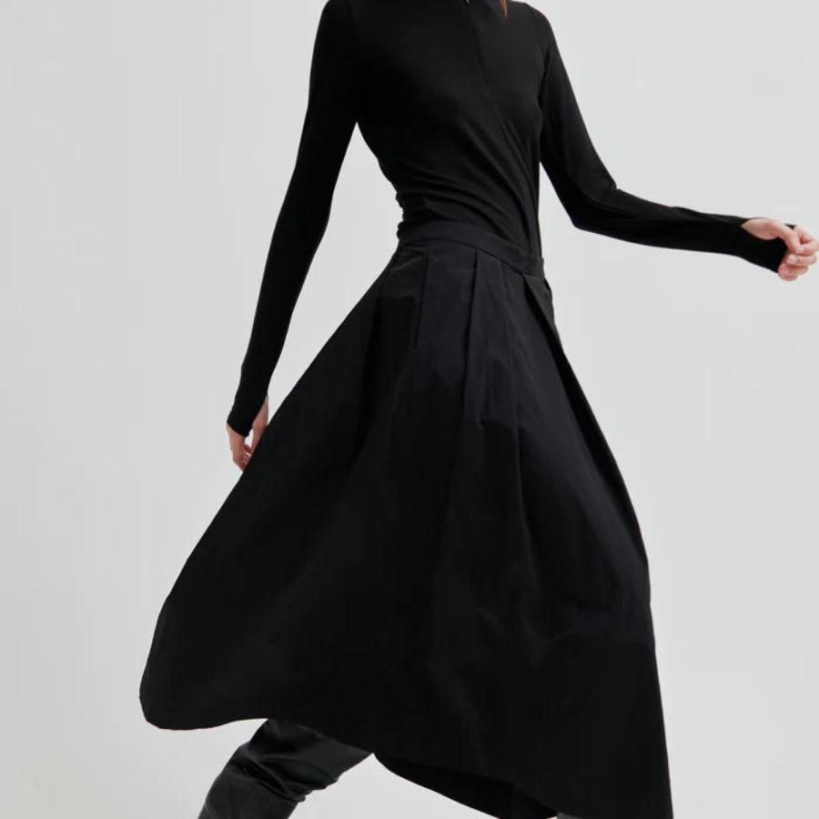 Second Female Niline skirt