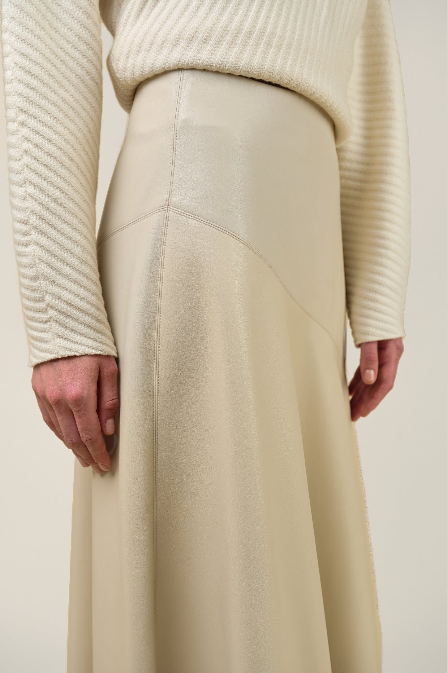 Vivere Rana Skirt Ecru