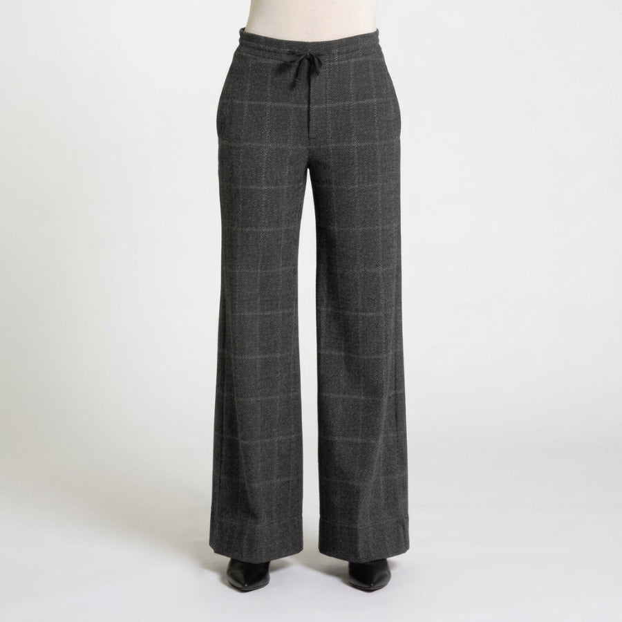 European Culture check pants