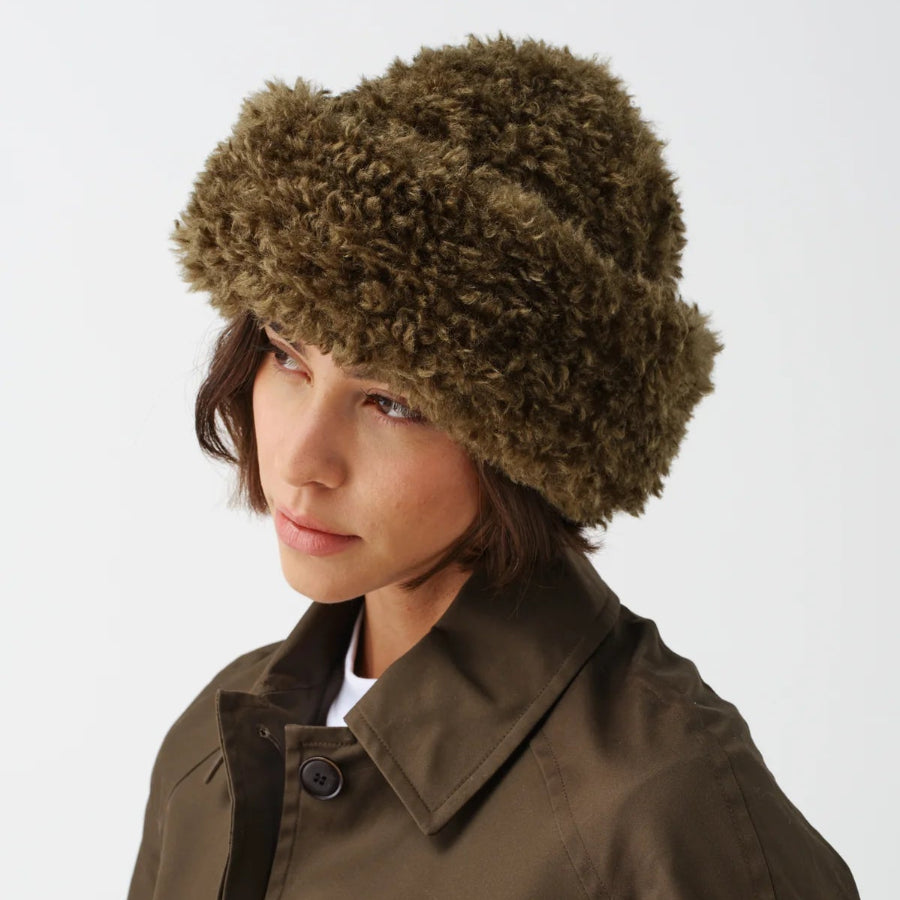 Helen Moore Sherpa