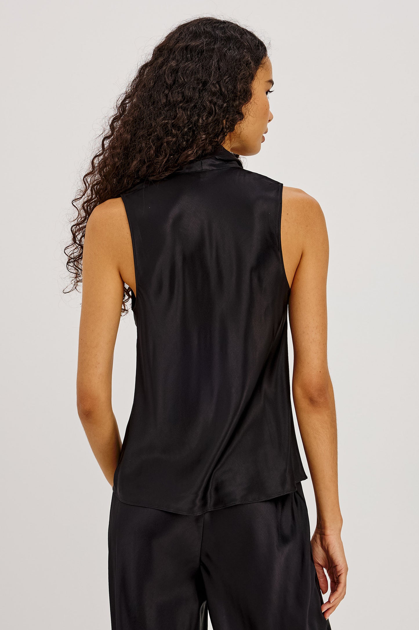 Rails Poppy Black