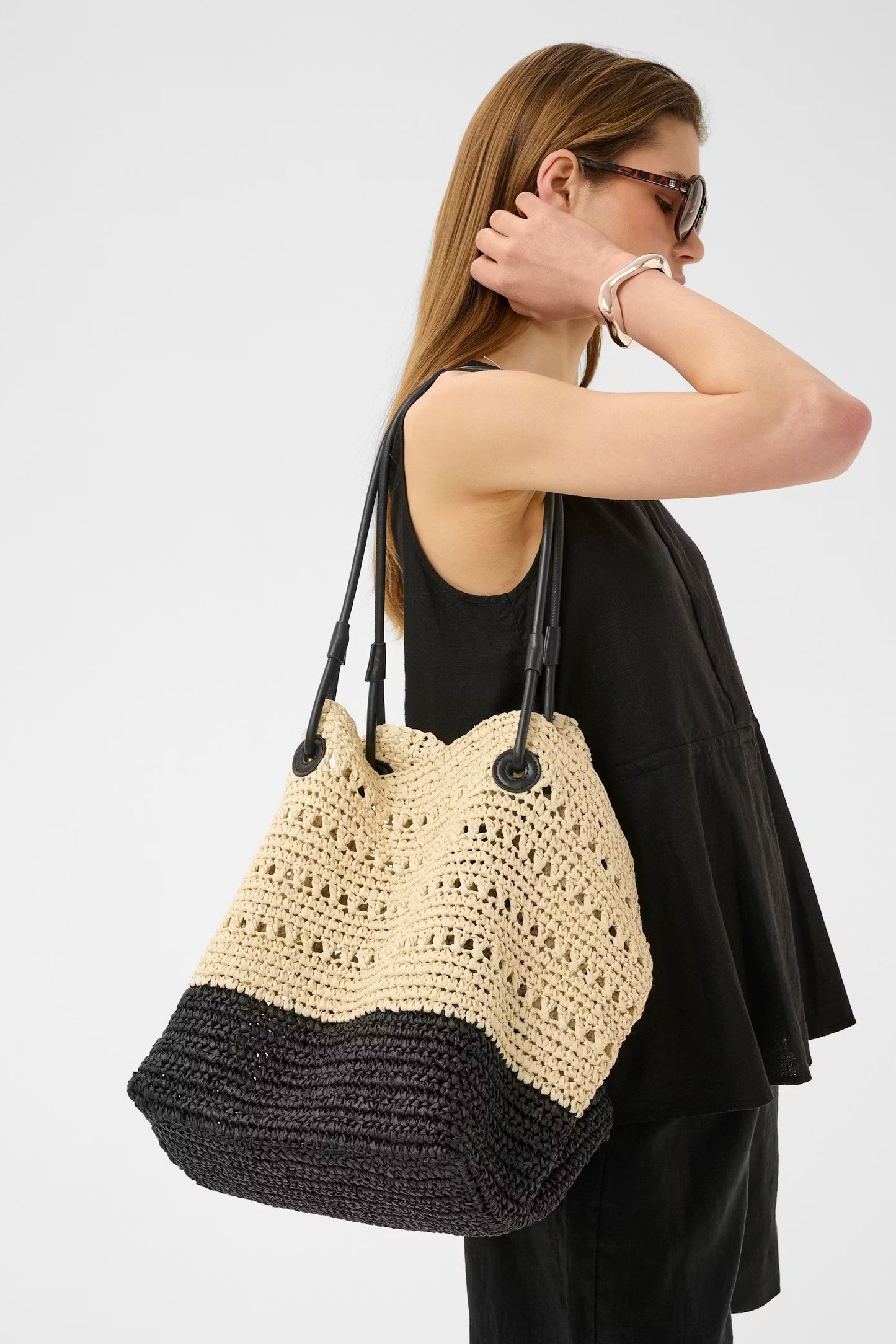 In Wear Pawl Shopper