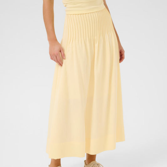 My essential wardrobe Gilda skirt