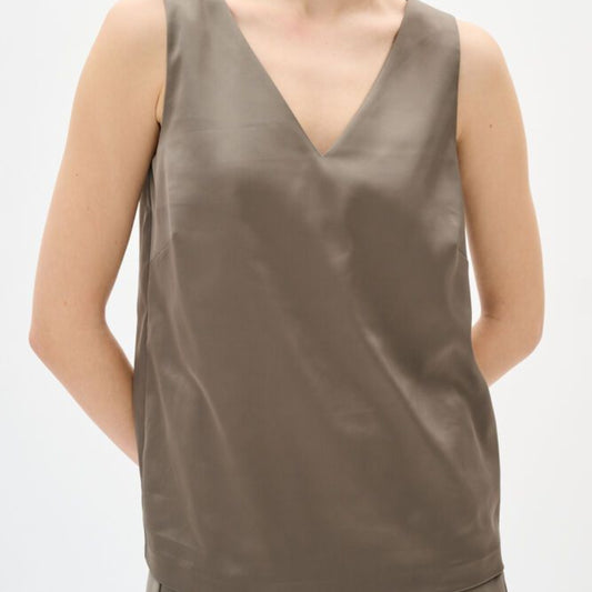 In Wear Zilky Top